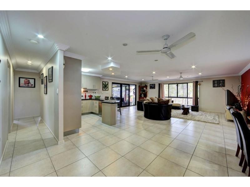 5 Greg Tobin Court, Avondale QLD 4670