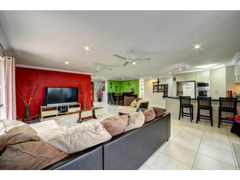 5 Greg Tobin Court, Avondale QLD 4670