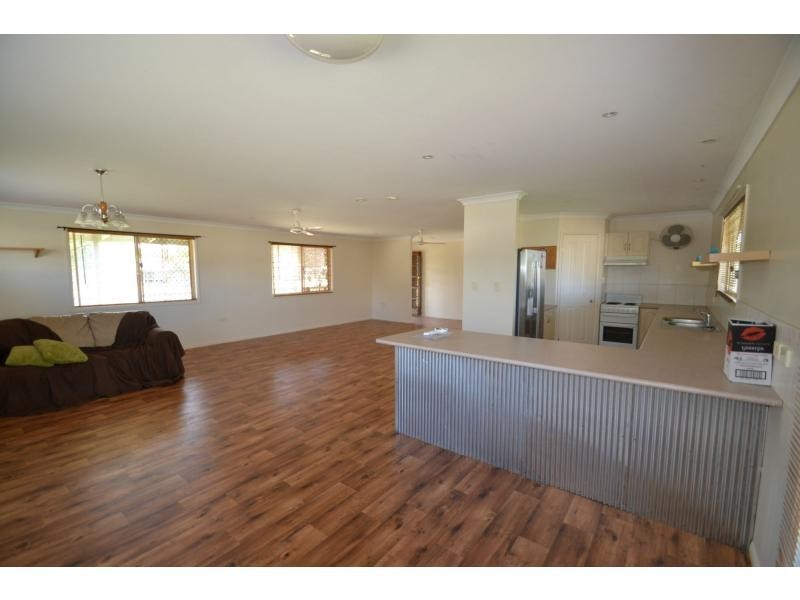 6 Aquamarine Road, River Park Estate, Branyan QLD 4670