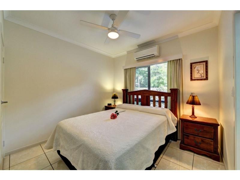 1 Gengers Road, Moore Park Beach QLD 4670