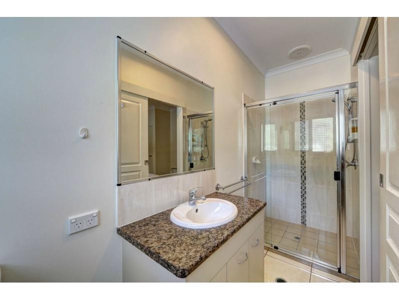 1 Gengers Road, Moore Park Beach QLD 4670