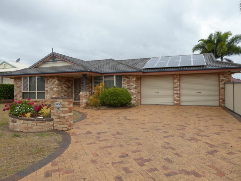 7 Waratah Drive, Avoca QLD 4670