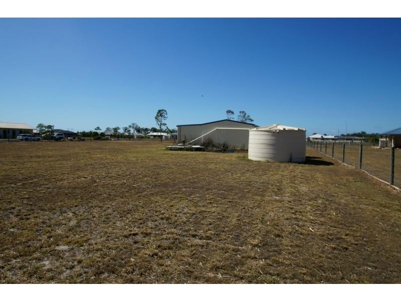 7 Palmerston Drive, Branyan QLD 4670