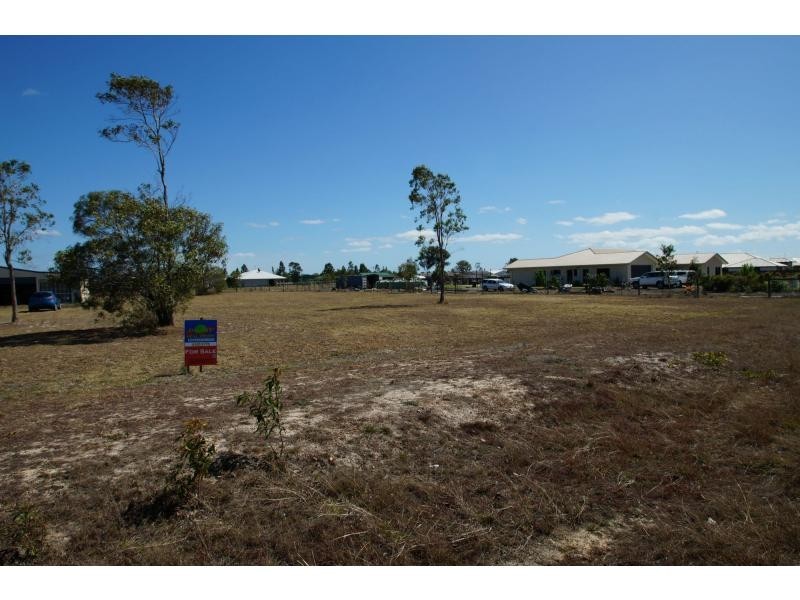 7 Palmerston Drive, Branyan QLD 4670