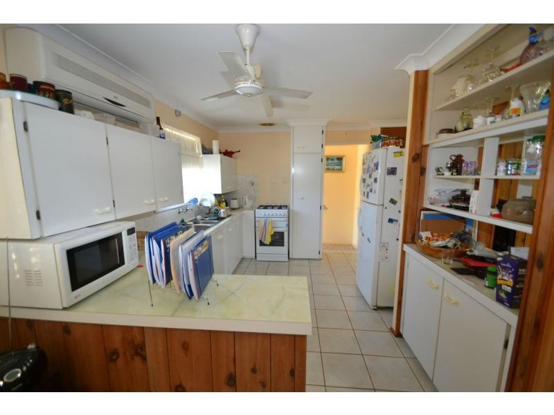 27 Cottell Street, Bundaberg North QLD 4670