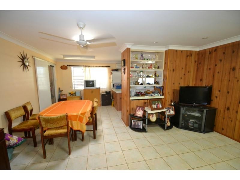 27 Cottell Street, Bundaberg North QLD 4670