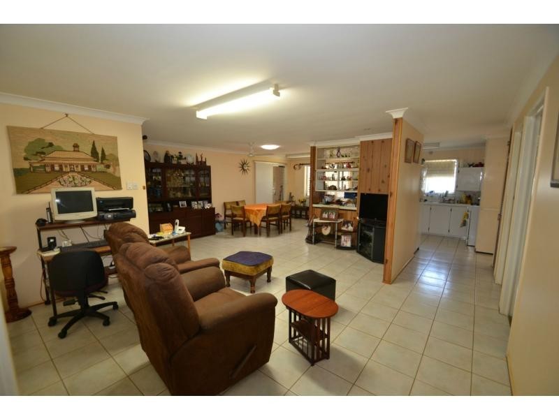27 Cottell Street, Bundaberg North QLD 4670