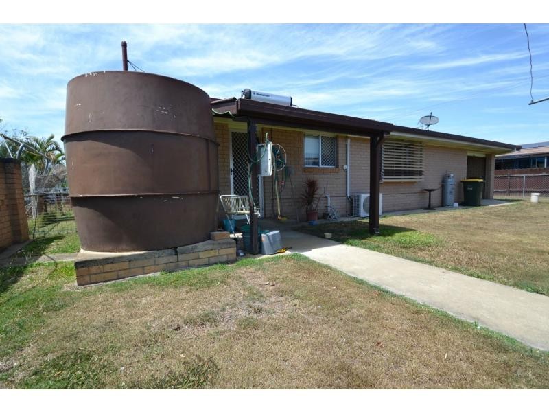 27 Cottell Street, Bundaberg North QLD 4670