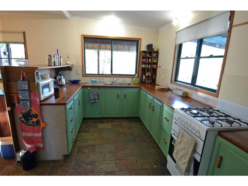 2297 Childers Road, Elliott QLD 4670