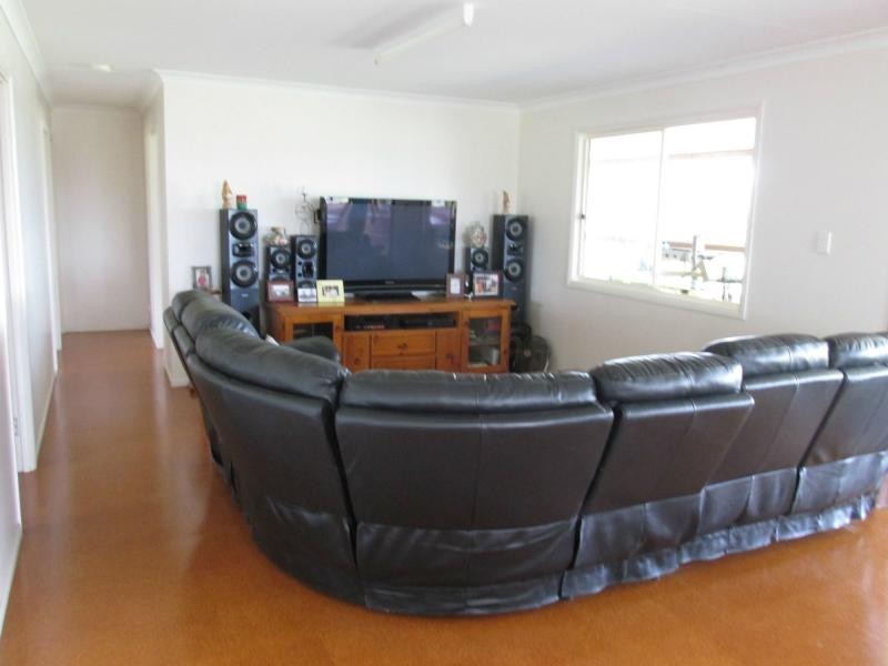 34 Old Bushs Road, Avondale QLD 4670