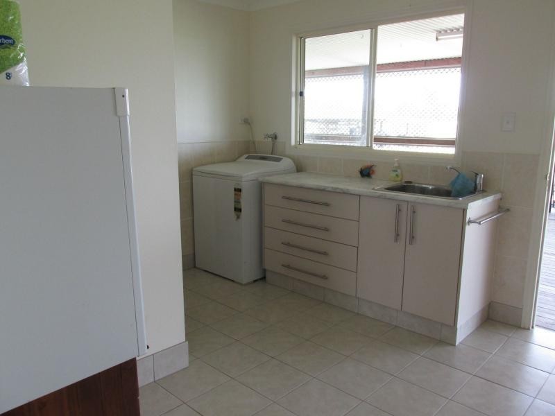 34 Old Bushs Road, Avondale QLD 4670