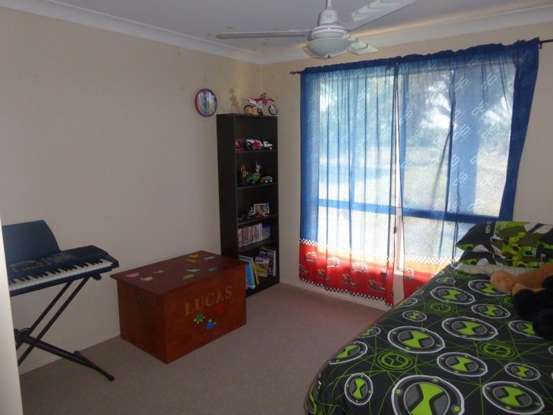 2 Belluna Crescent, Gooburrum QLD 4670