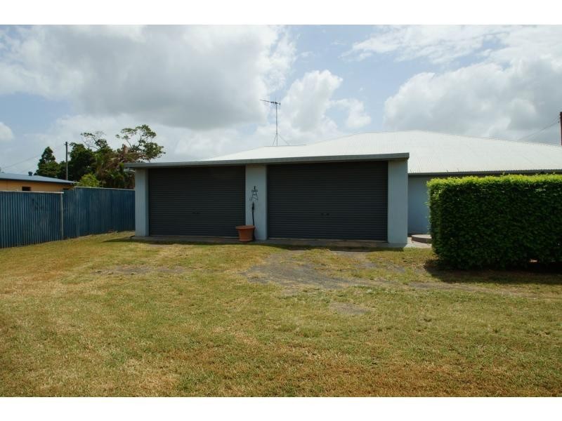 166 Mount Perry Road, Bundaberg North QLD 4670