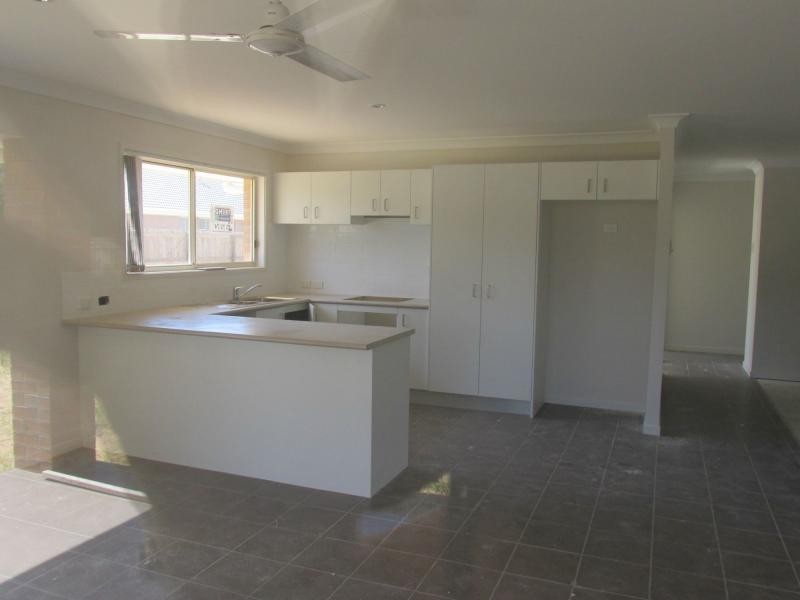 Moore Park Beach QLD 4670