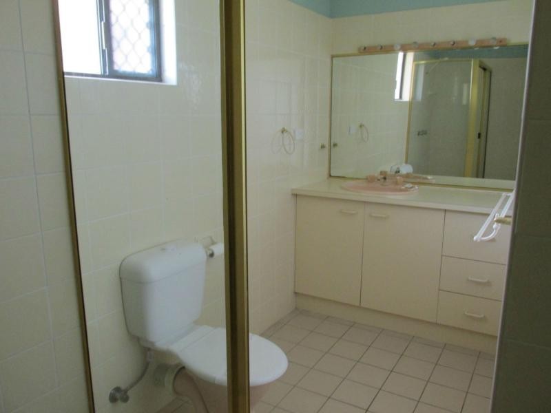 Sharon QLD 4670