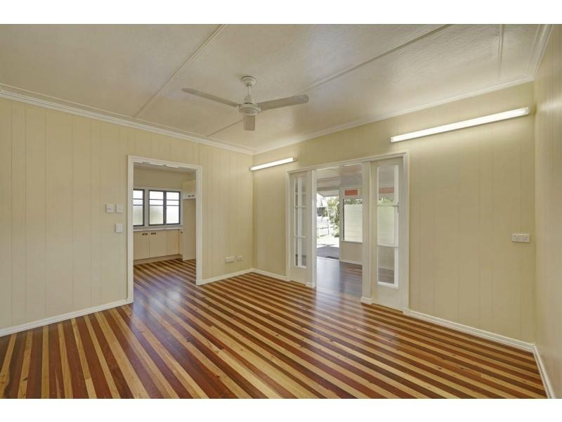 1587 Moore Park Road, Gooburrum QLD 4670