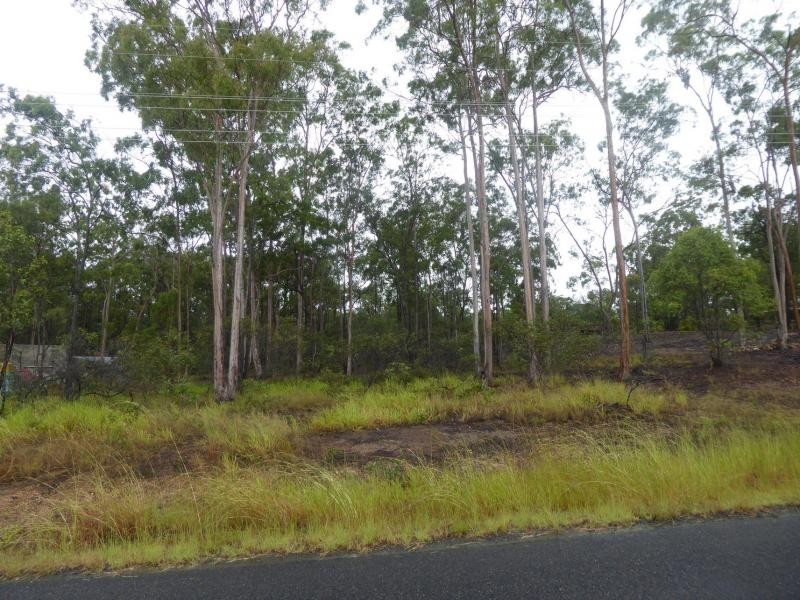 64 Commodore, South Bingera QLD 4670