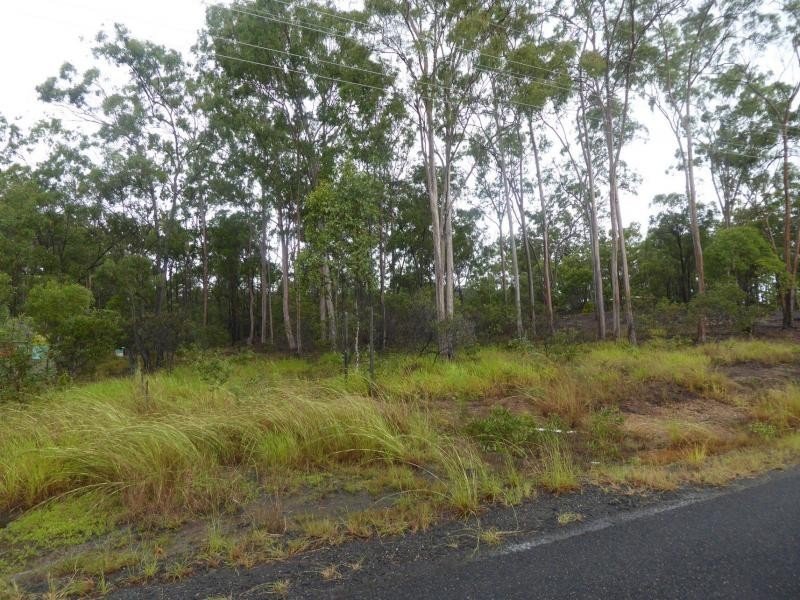 64 Commodore, South Bingera QLD 4670