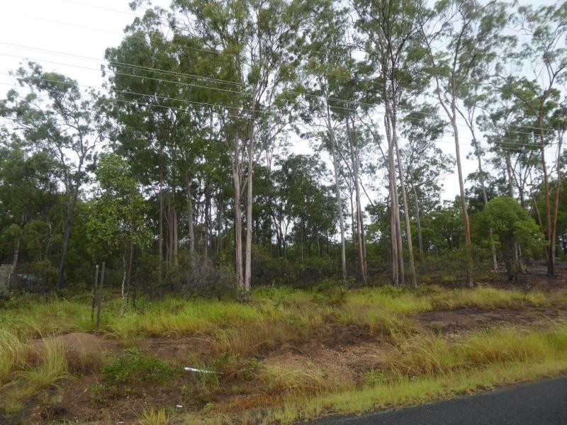 64 Commodore, South Bingera QLD 4670