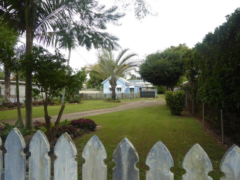 14 De Gunst Street, Kepnock QLD 4670