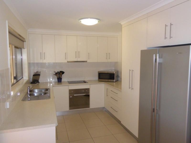 7 Greathead Road, Kepnock QLD 4670