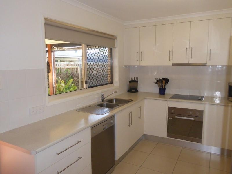 7 Greathead Road, Kepnock QLD 4670