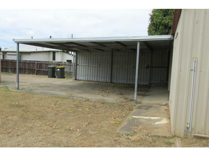 22 McCracken Street, Walkervale QLD 4670