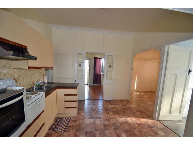 69 Fairymead Road, Bundaberg North QLD 4670