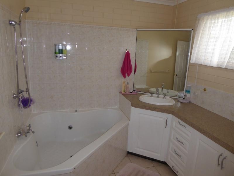 8 MARK Road, Bonna Estate, Branyan QLD 4670