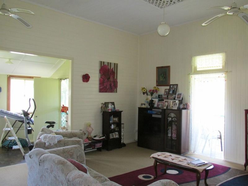 Deepwater QLD 4674