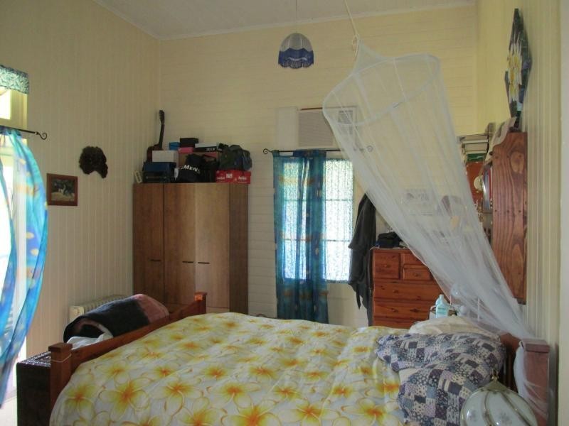 Deepwater QLD 4674