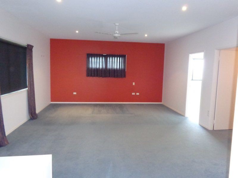 95 Barolin Esplanade, Coral Cove QLD 4670