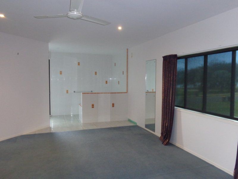 95 Barolin Esplanade, Coral Cove QLD 4670