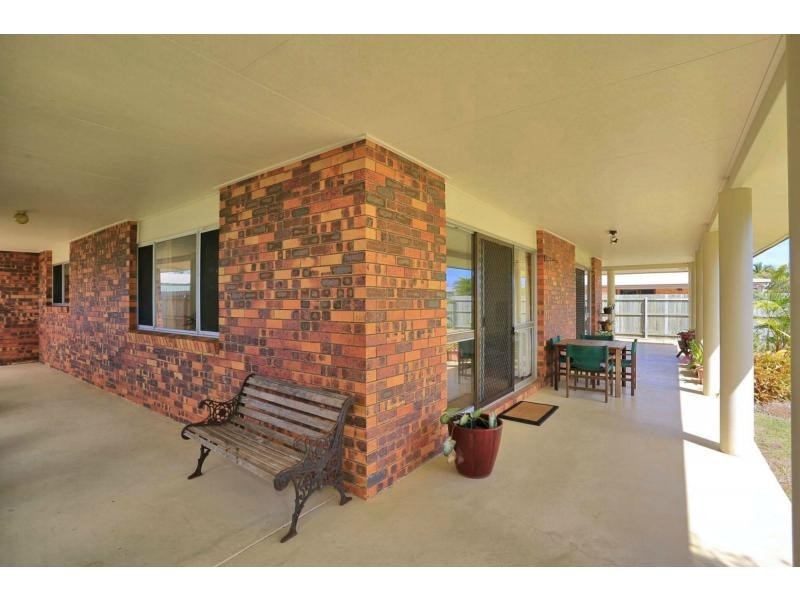 30 NIELSON Avenue, Burnett Heads QLD 4670