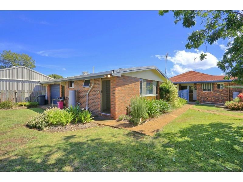 30 NIELSON Avenue, Burnett Heads QLD 4670