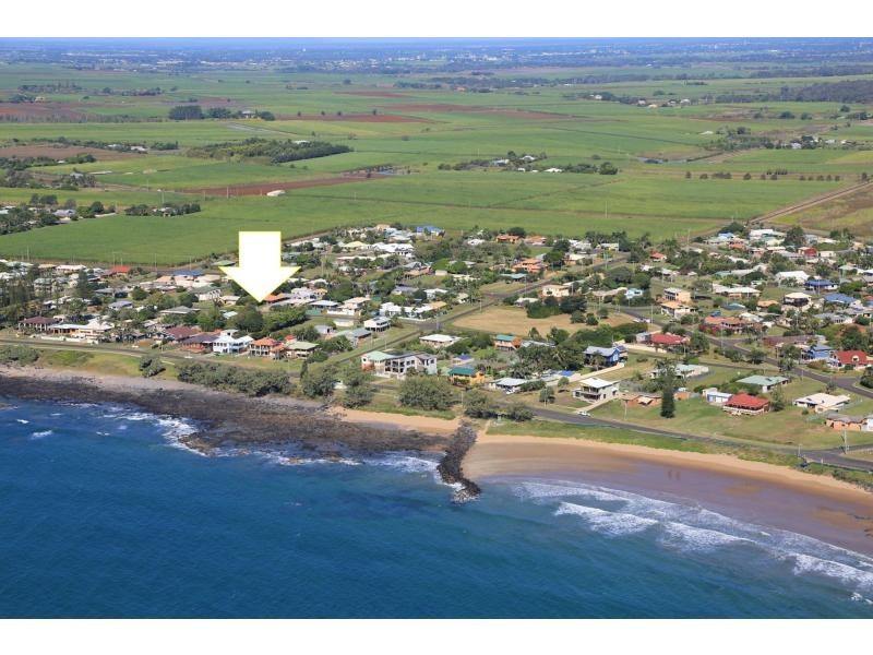30 NIELSON Avenue, Burnett Heads QLD 4670