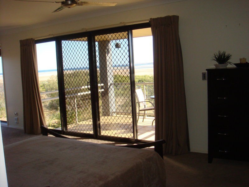 1 RULE Street, Elliott Heads QLD 4670