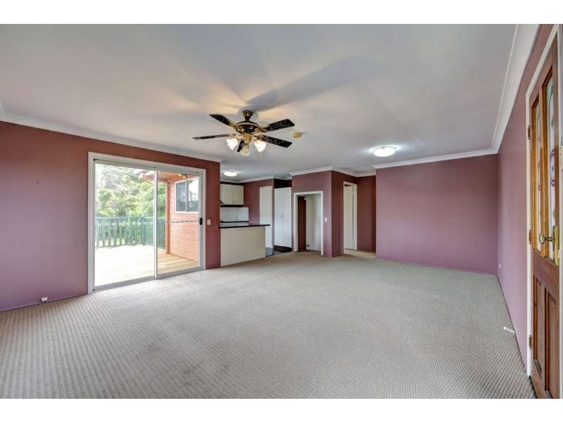 8 Powers, Burnett Heads QLD 4670