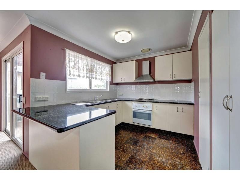 8 Powers, Burnett Heads QLD 4670