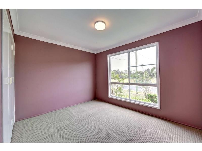 8 Powers, Burnett Heads QLD 4670