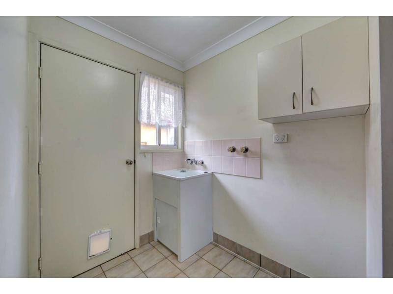 8 Powers, Burnett Heads QLD 4670