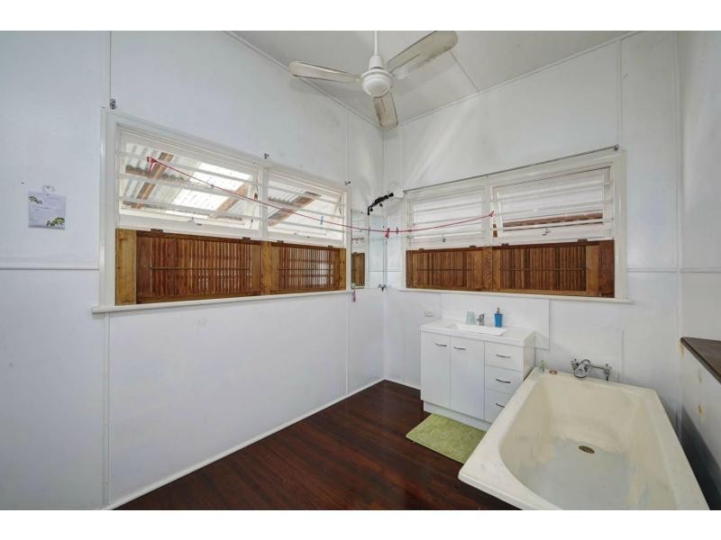 39 Branyan Street, Bundaberg West QLD 4670