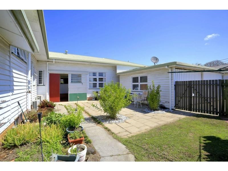 39 Branyan Street, Bundaberg West QLD 4670
