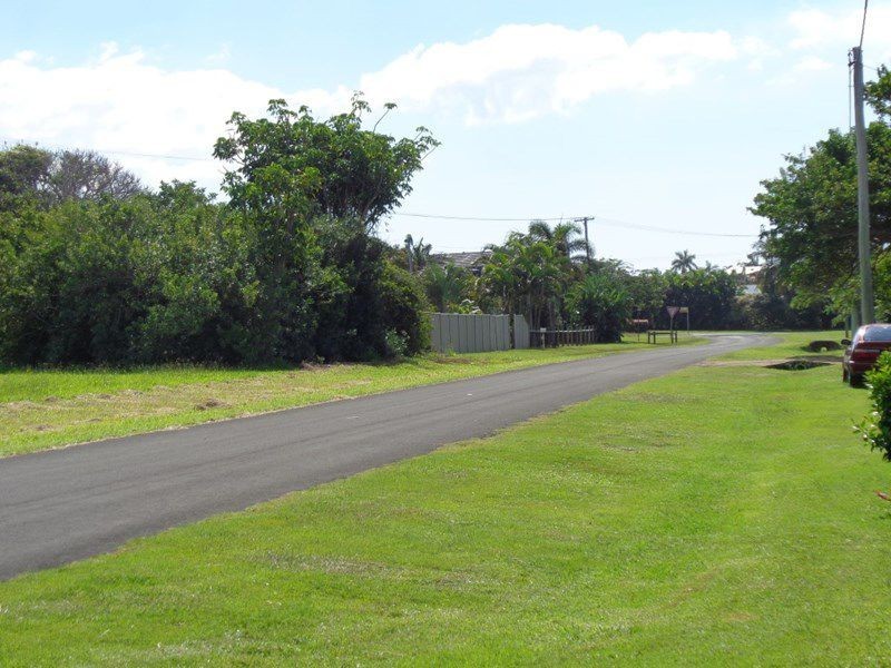 26 Milton Street, Burnett Heads QLD 4670