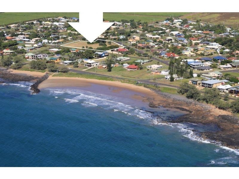 31 Nielson Avenue, Burnett Heads QLD 4670