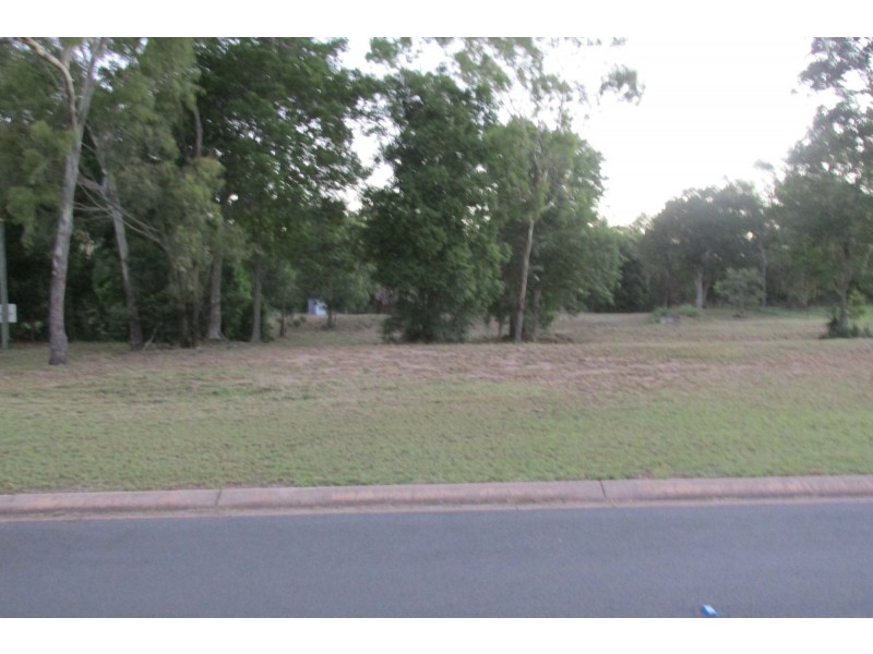 Moore Park Beach QLD 4670