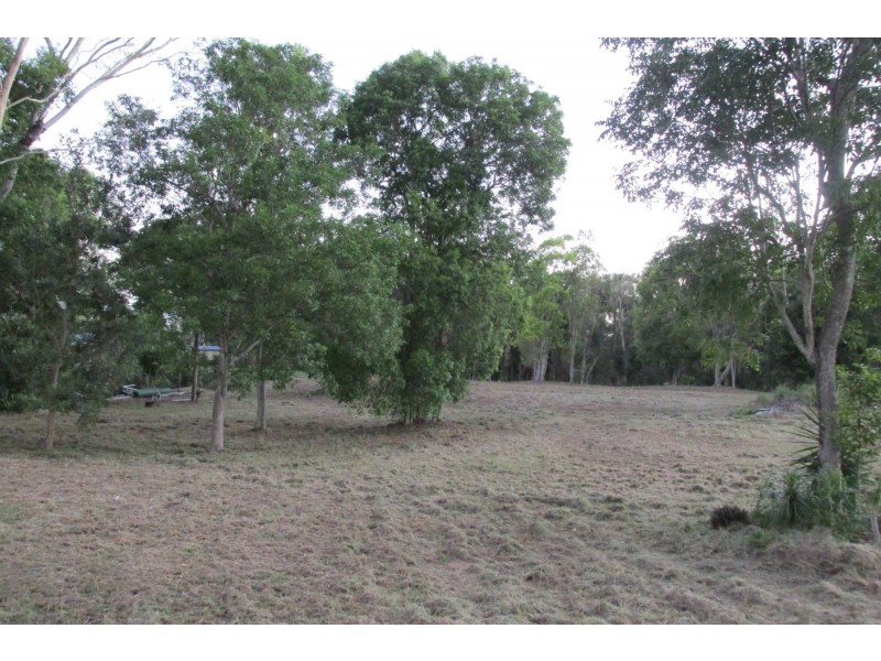 Moore Park Beach QLD 4670