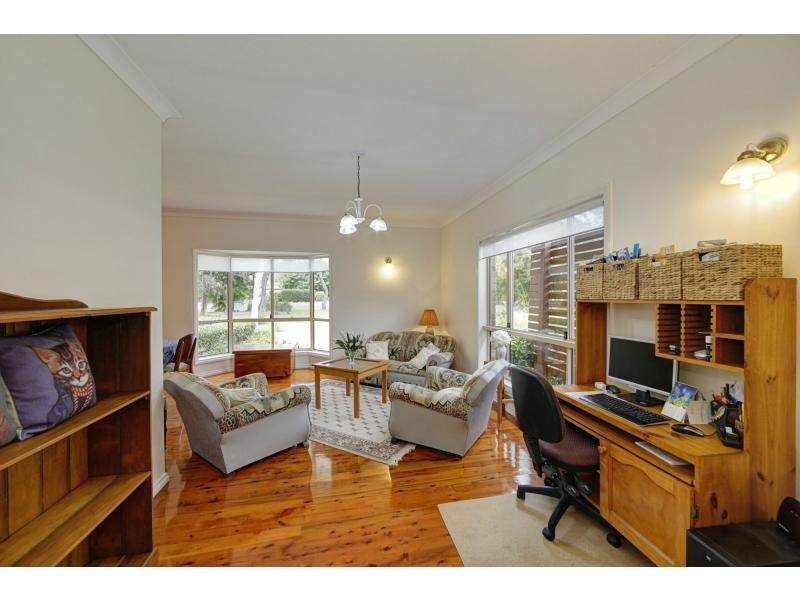 49 Cockatoo Crescent, Gooburrum QLD 4670