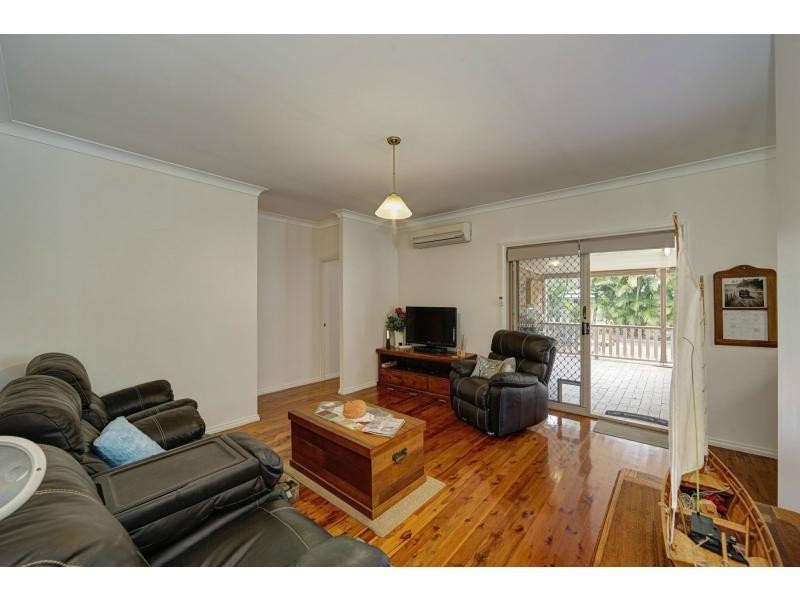 49 Cockatoo Crescent, Gooburrum QLD 4670