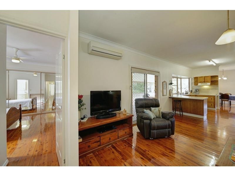 49 Cockatoo Crescent, Gooburrum QLD 4670